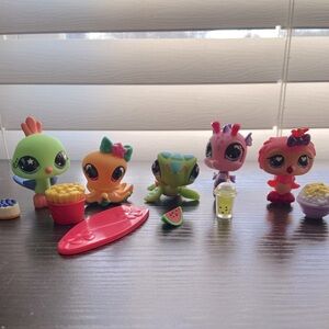Littlest Pet Shop set of 5